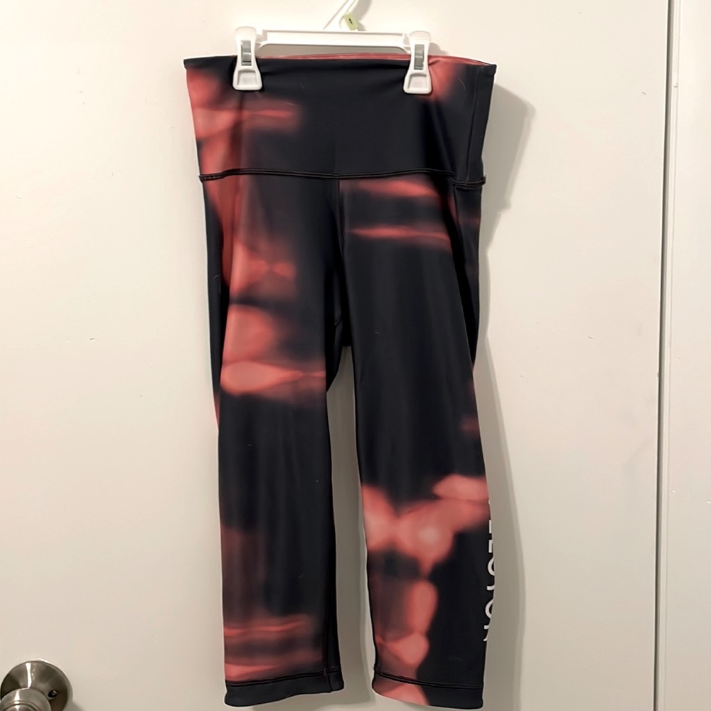 Peloton capris. Women’s Medium. Excellent condition!